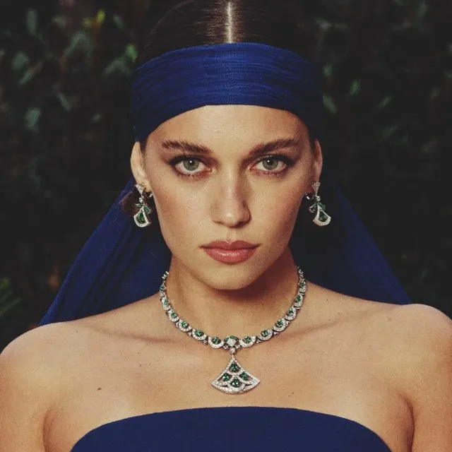 𝑎𝑓𝑟𝑜𝑠𝑘𝑖𝑠𝑠 🍂 — логотип телеграмм-канала