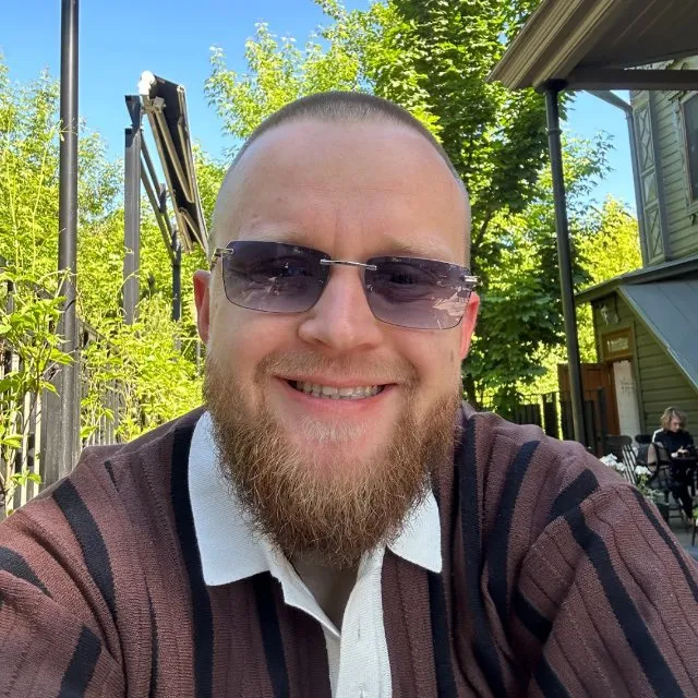 Рафаэль Юсупов 🦍 — логотип